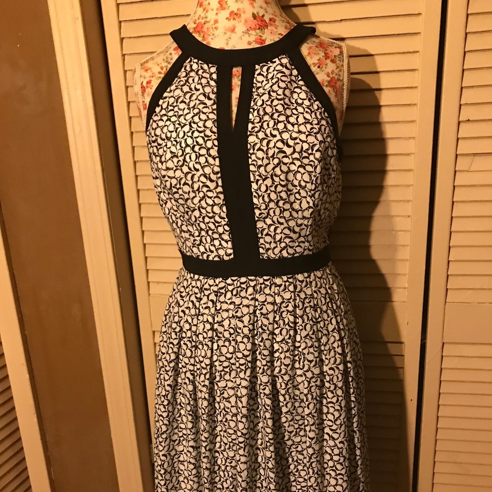 White House Black Market sun dress sz 6